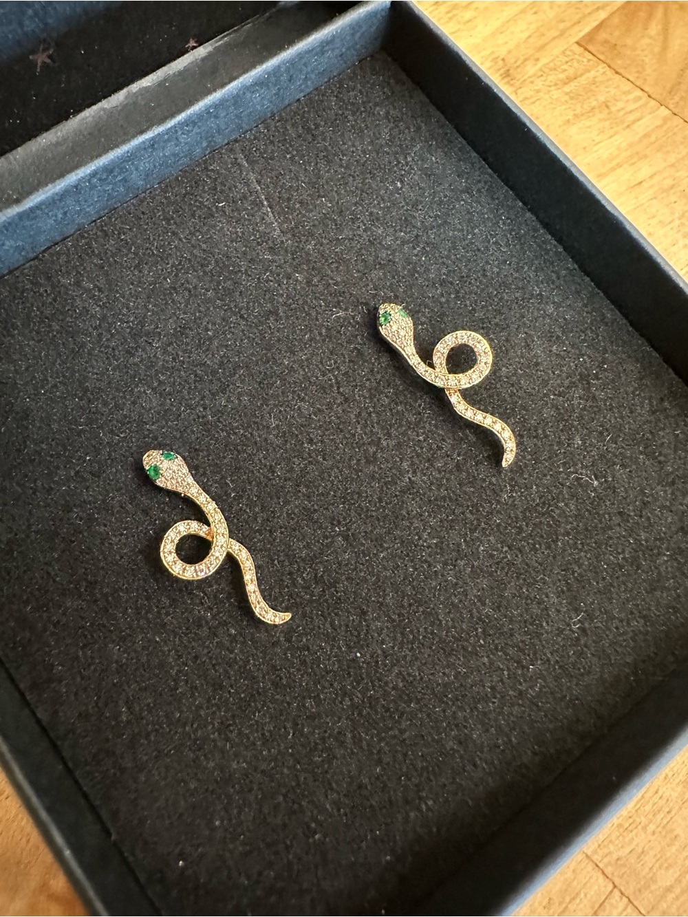 14k gold snake ear crawlers